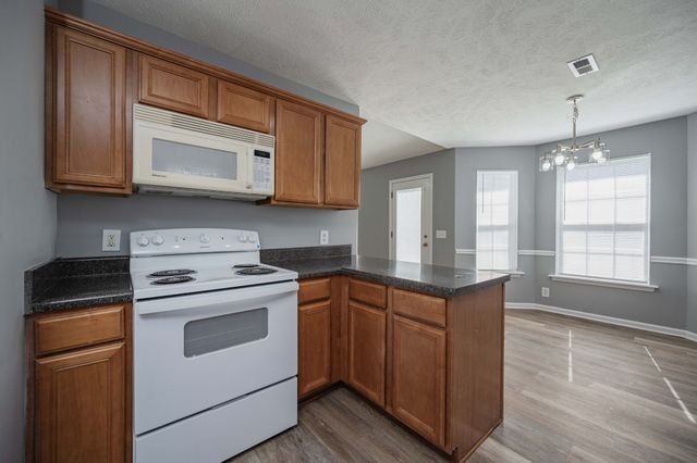 124 Breeze Dr, Murfreesboro, TN 37129