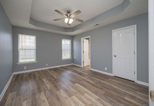 124 Breeze Dr, Murfreesboro, TN 37129