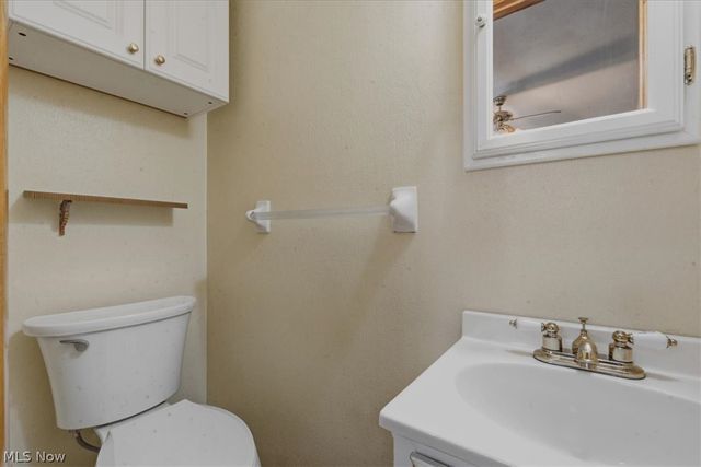 2608 Capital Drive, Parkersburg, WV 26101