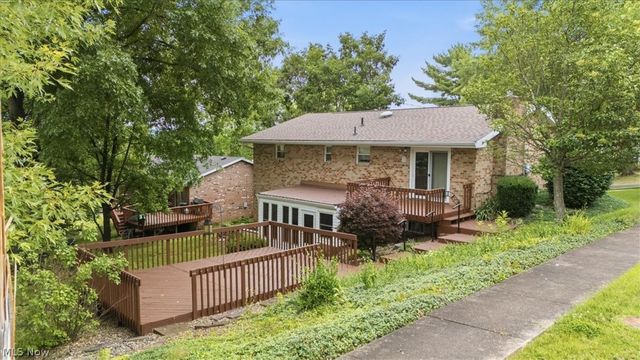 2608 Capital Drive, Parkersburg, WV 26101