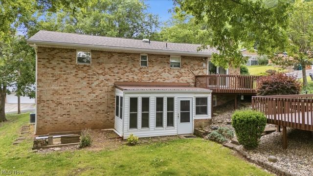2608 Capital Drive, Parkersburg, WV 26101