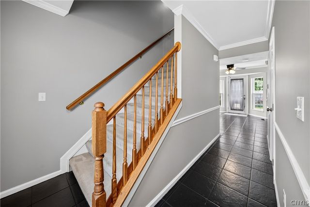 5000 Dongara Ln, Clay, NY 13041