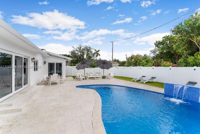 1950 NE 208th Terrace, Miami, FL 33179