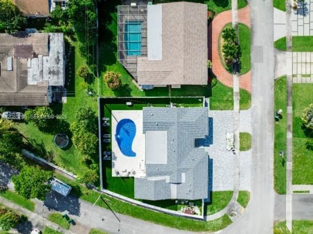 1950 NE 208th Terrace, Miami, FL 33179