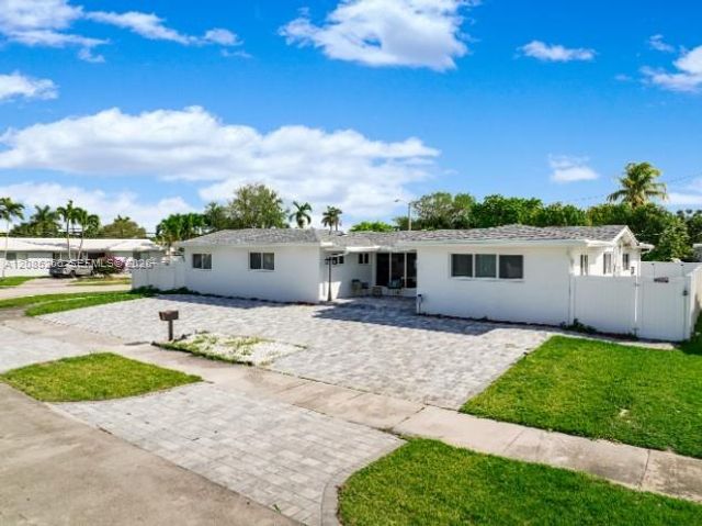 1950 NE 208th Terrace, Miami, FL 33179