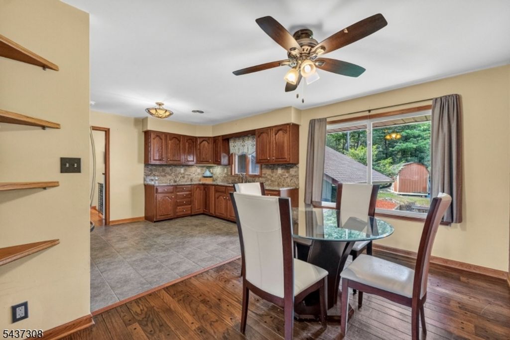 42 Goldfinch Ln, West Milford Twp., NJ 07421 — photo 5