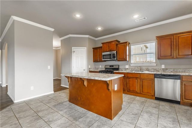 413 Driftwood Street, Lowell, AR 72745