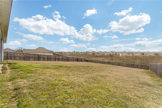 413 Driftwood Street, Lowell, AR 72745