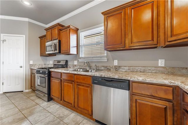 413 Driftwood Street, Lowell, AR 72745