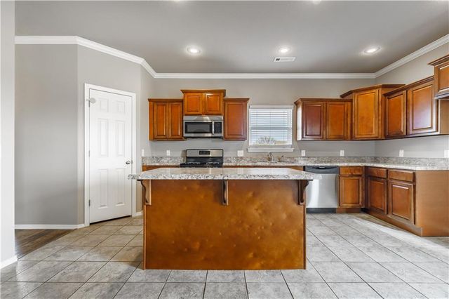 413 Driftwood Street, Lowell, AR 72745
