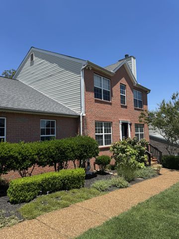 3010 Timber Lake Dr, Mount Juliet, TN 37122