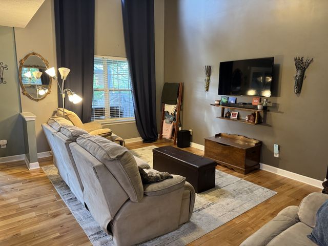 3010 Timber Lake Dr, Mount Juliet, TN 37122
