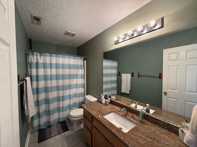 3010 Timber Lake Dr, Mount Juliet, TN 37122