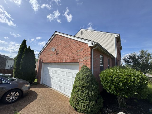 3010 Timber Lake Dr, Mount Juliet, TN 37122