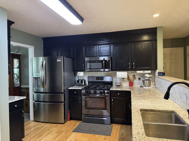 3010 Timber Lake Dr, Mount Juliet, TN 37122