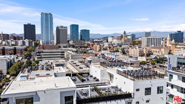 904 S New Hampshire Avenue 302, Los Angeles, CA 90006