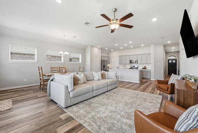 19036 Pinewood Grove Trail, New Caney, TX 77357