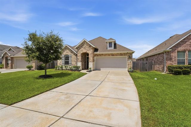 19036 Pinewood Grove Trail, New Caney, TX 77357