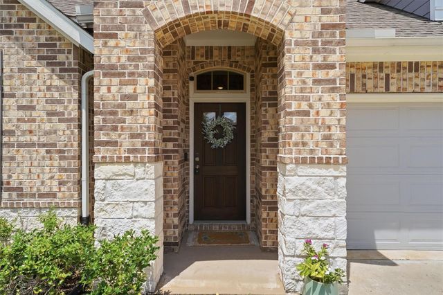 19036 Pinewood Grove Trail, New Caney, TX 77357