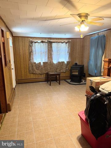 34 W HANOVER ST, Gettysburg, PA 17325