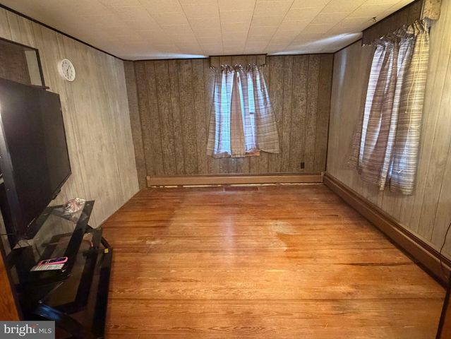 34 W HANOVER ST, Gettysburg, PA 17325