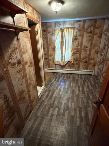 34 W HANOVER ST, Gettysburg, PA 17325