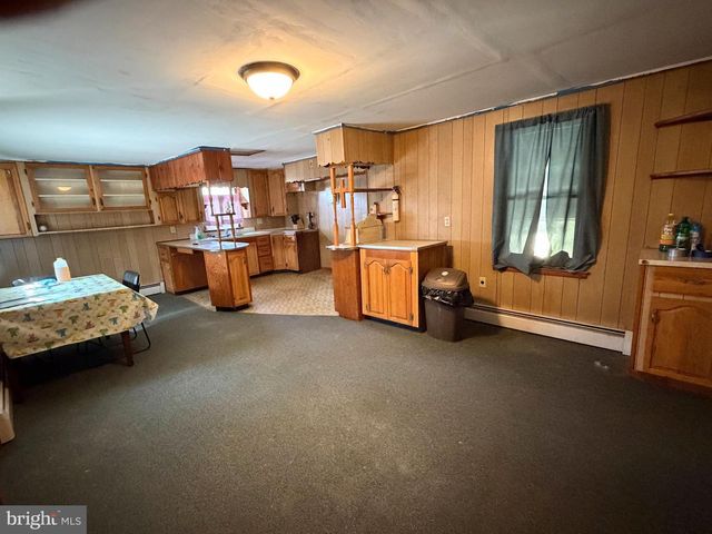 34 W HANOVER ST, Gettysburg, PA 17325