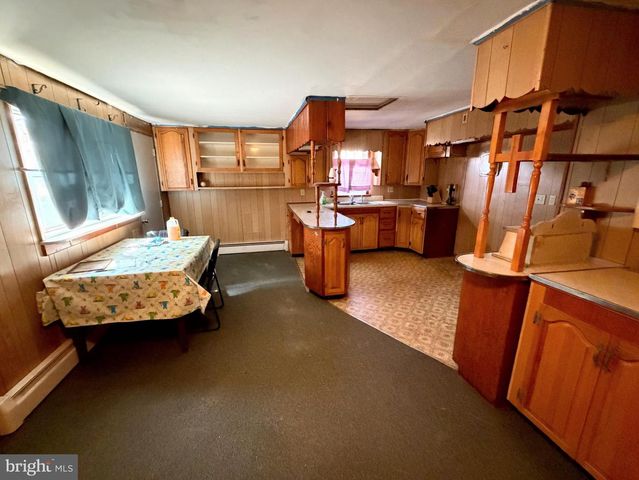 34 W HANOVER ST, Gettysburg, PA 17325