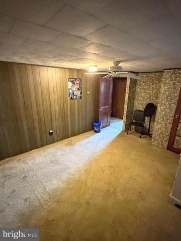 34 W HANOVER ST, Gettysburg, PA 17325