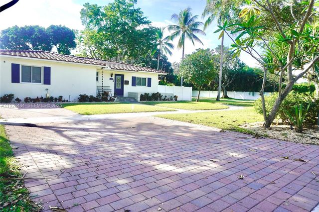 2 NE 108th St -, Miami Shores, FL 33161