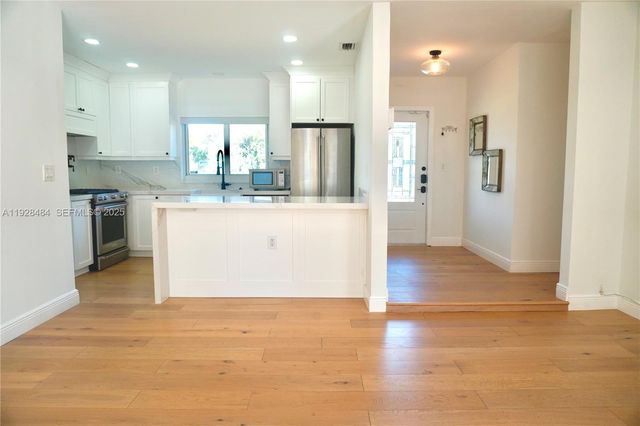 2 NE 108th St -, Miami Shores, FL 33161