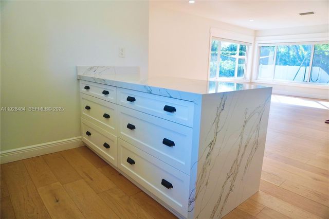 2 NE 108th St -, Miami Shores, FL 33161