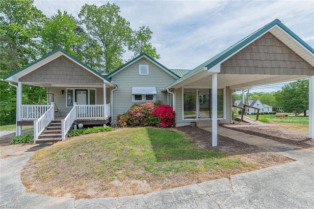 4717 Kernersville Road, Kernersville, NC 27284