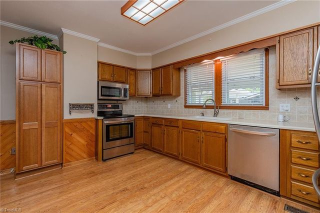 4717 Kernersville Road, Kernersville, NC 27284