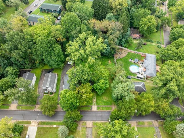 1336 Sparhawk Avenue, Akron, OH 44305