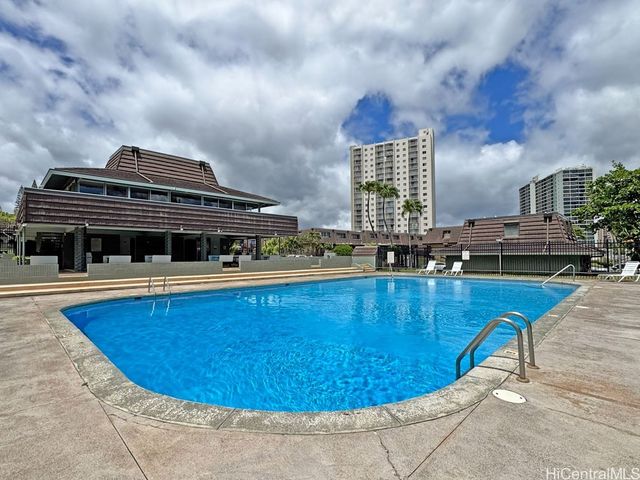 98-291 Ualo Street U4, Aiea, HI 96701