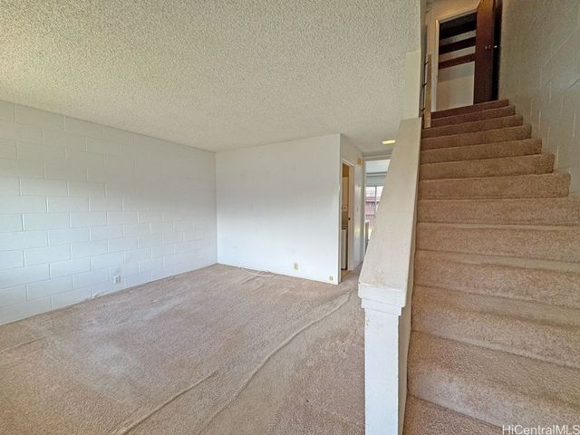 98-291 Ualo Street U4, Aiea, HI 96701