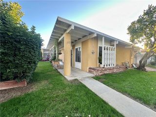 117 Clearbrook Lane, Costa Mesa, CA 92626