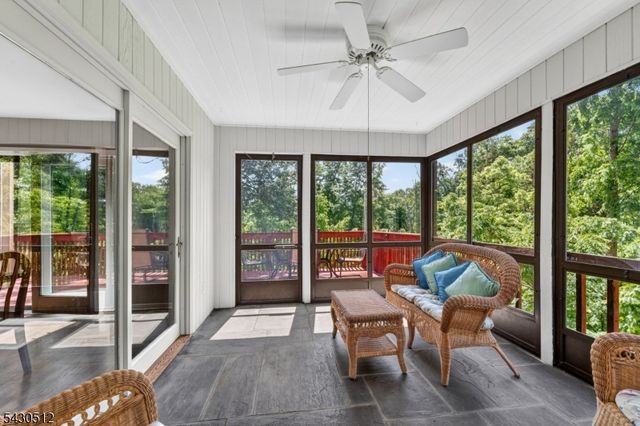 33 Murray Dr, Hillsborough Twp., NJ 08844