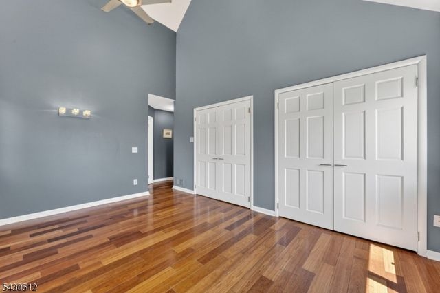33 Murray Dr, Hillsborough Twp., NJ 08844