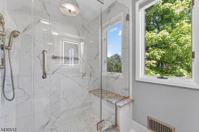33 Murray Dr, Hillsborough Twp., NJ 08844