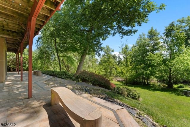 33 Murray Dr, Hillsborough Twp., NJ 08844