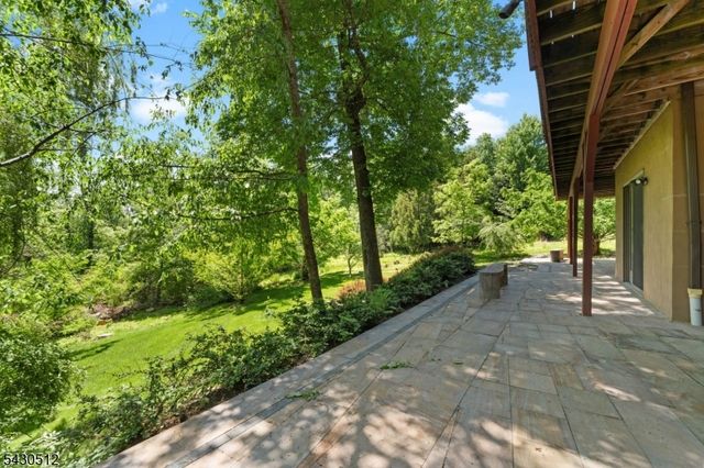 33 Murray Dr, Hillsborough Twp., NJ 08844