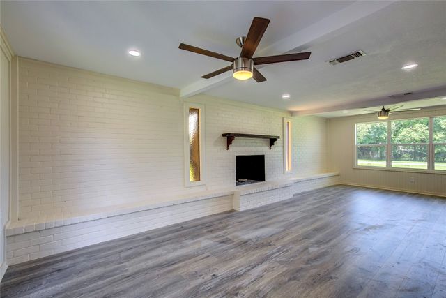 552 Oak Leaf Trail, East Tawakoni, TX 75472