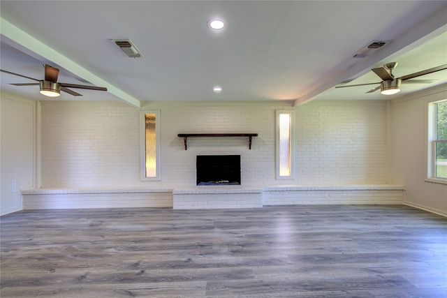 552 Oak Leaf Trail, East Tawakoni, TX 75472
