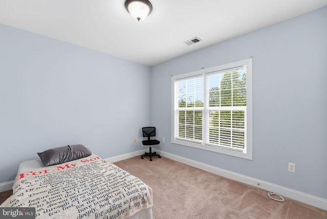 2914 POPKINS LN, Alexandria, VA 22306