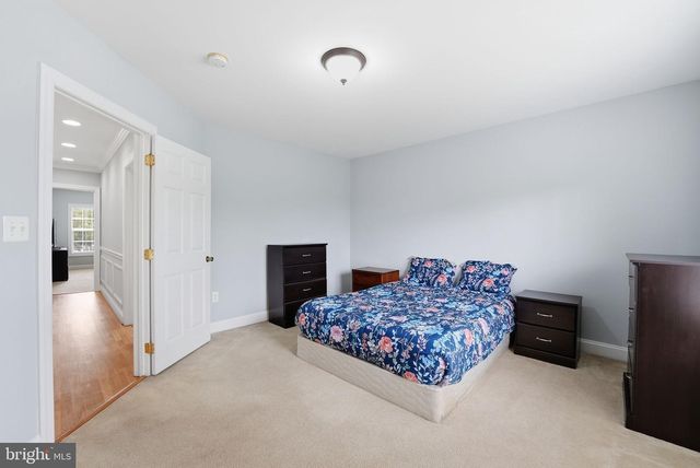 2914 POPKINS LN, Alexandria, VA 22306