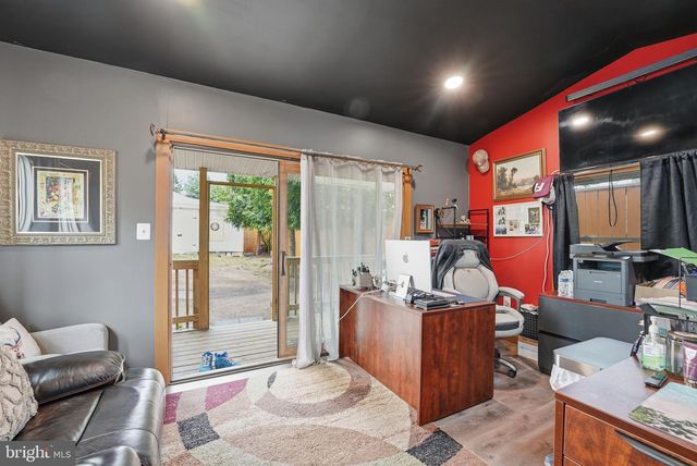 2914 POPKINS LN, Alexandria, VA 22306