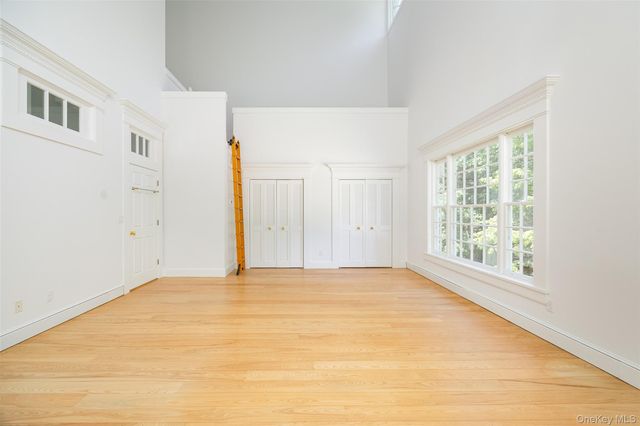 46 Hoxie Road, Millbrook, NY 12545
