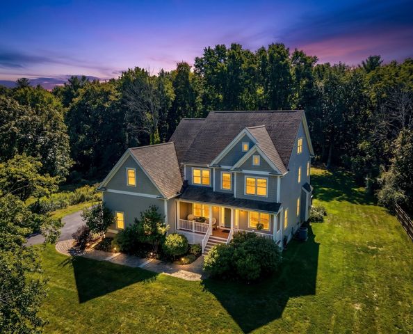 10 Dudley Rd, Bedford, MA 01730